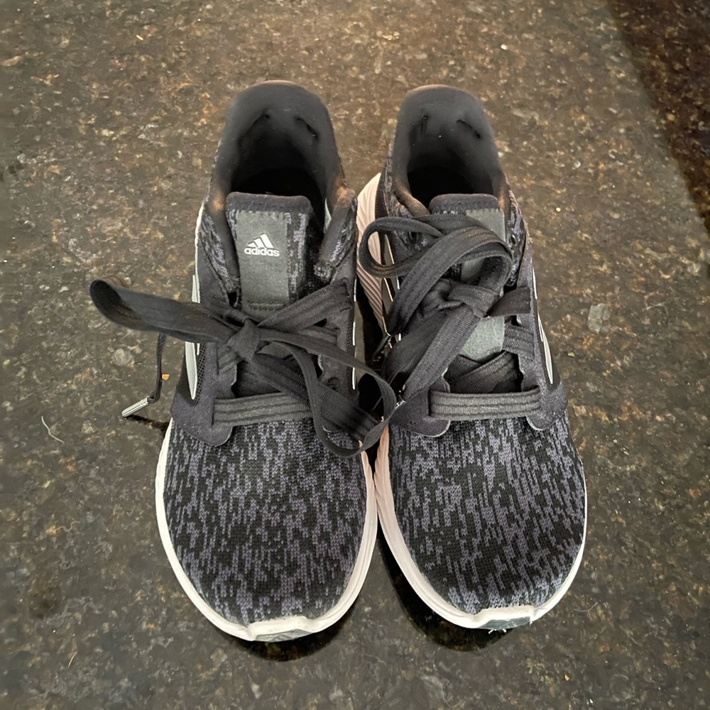 Adidas Bounce sneakers size 7 black/gray/white